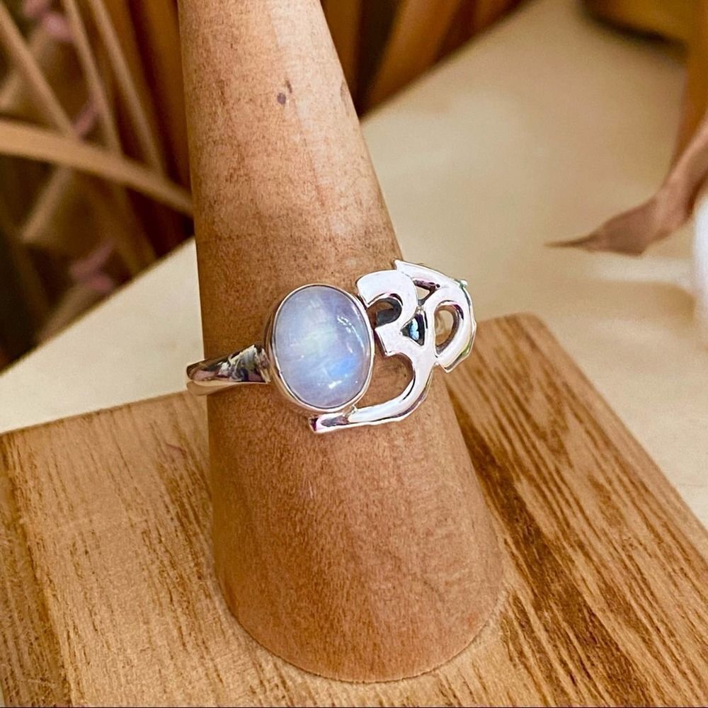 Om Rainbow Moonstone Solid Sterling Silver Ring Size 8.5